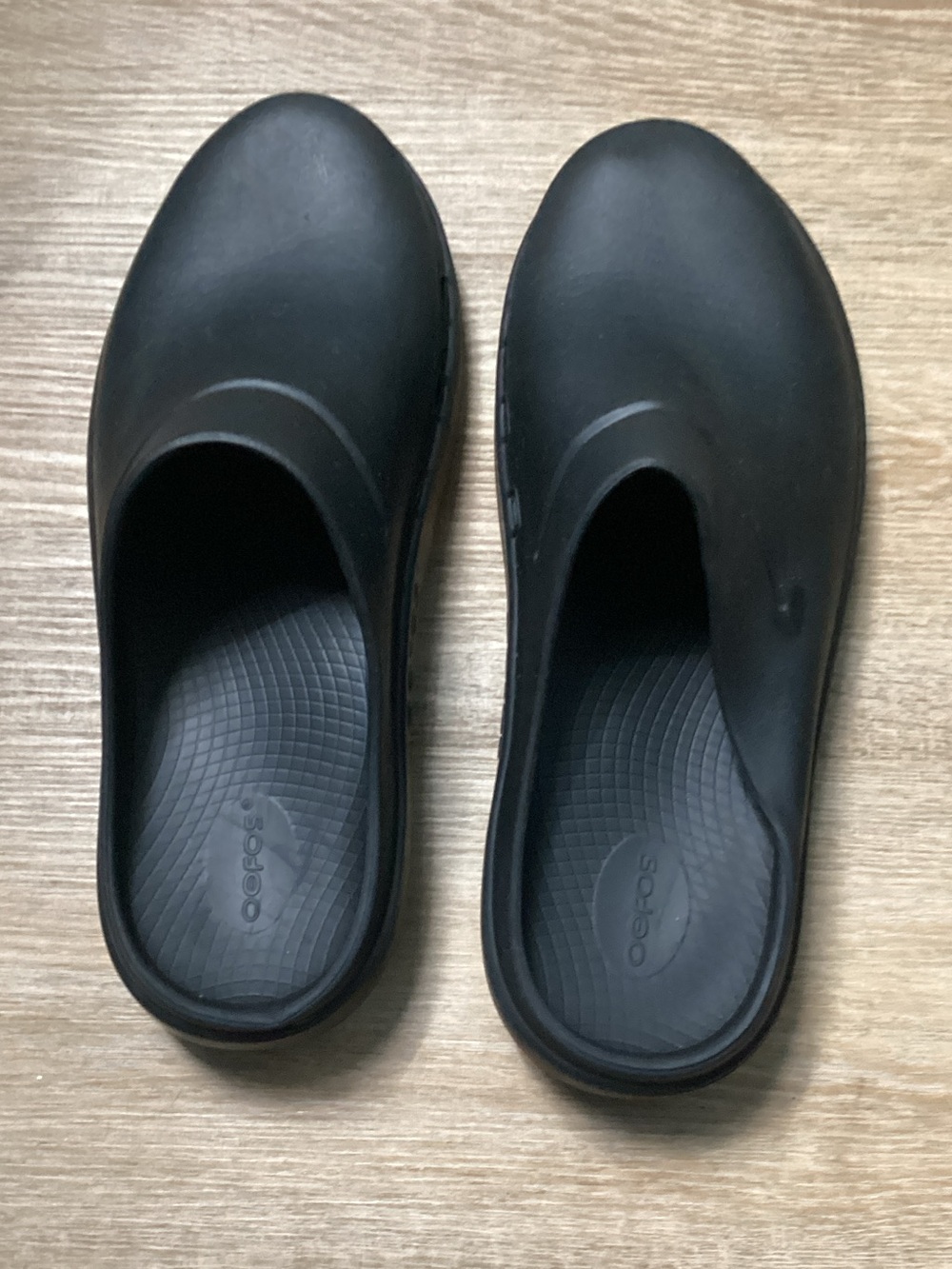 OOFOS OOcloog Recovery Clog Black Slip-On Loafers US Men’s 11 EUR 44 Women’s 13